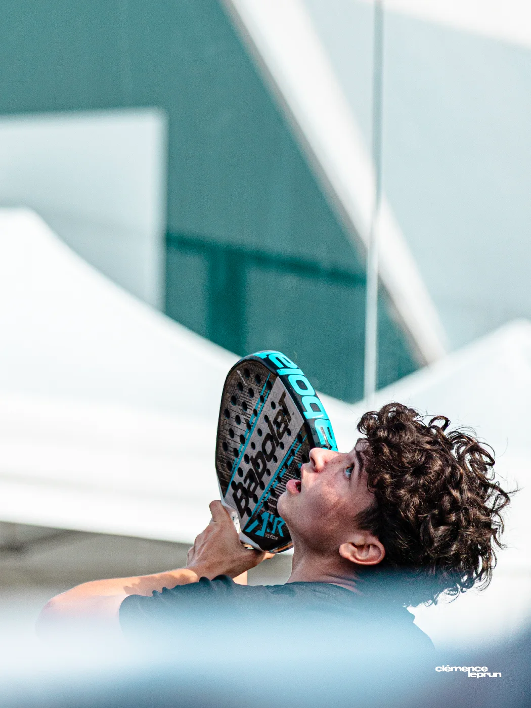 Portrait d’un joueur de padel pendant le tournoi